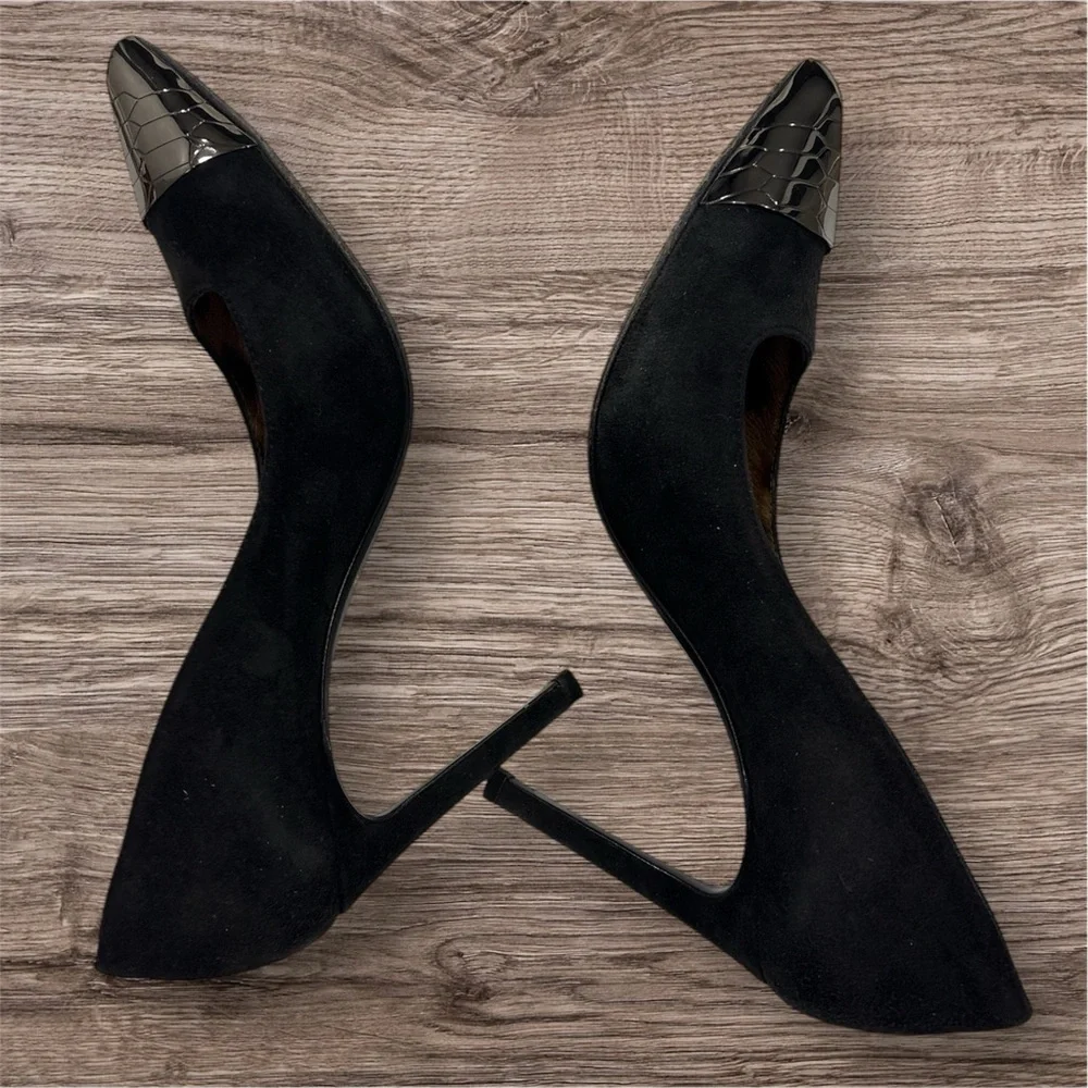 Roberto Cavalli Black Leather Metal Cap Toe Pumps Size 7 Black and Silver - Picture 4 of 9